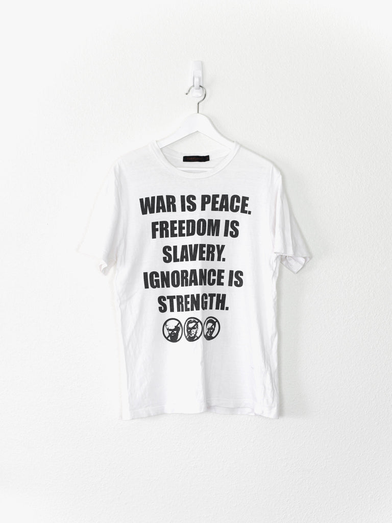 トップス UNDERCOVERISM 03AW 1984 WAR IS PEACE Tee Undercover 1984 War is Peace Tee – HUIBEN