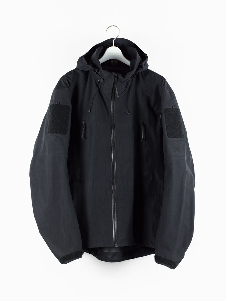 ARC'TERYX LEAF Alqha Jacket LT GEN2 S 黒 Arc'teryx LEAF Alpha Jacket GEN 2.2 | U.S. Elite Gear