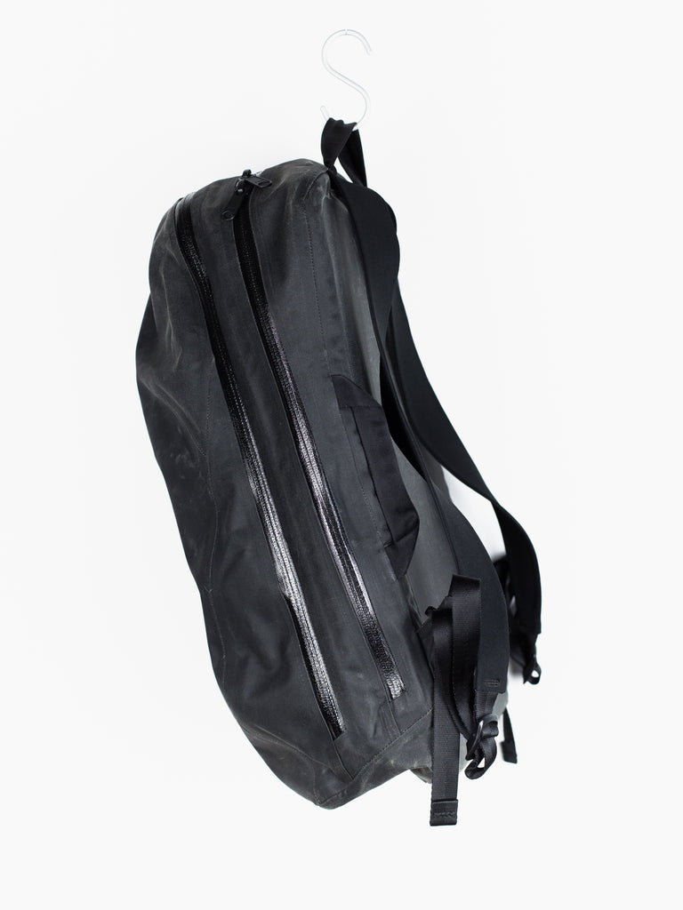 arcteryx nomin backpack 15 in laptop Arc'teryx Veilance Nomin Pack V1