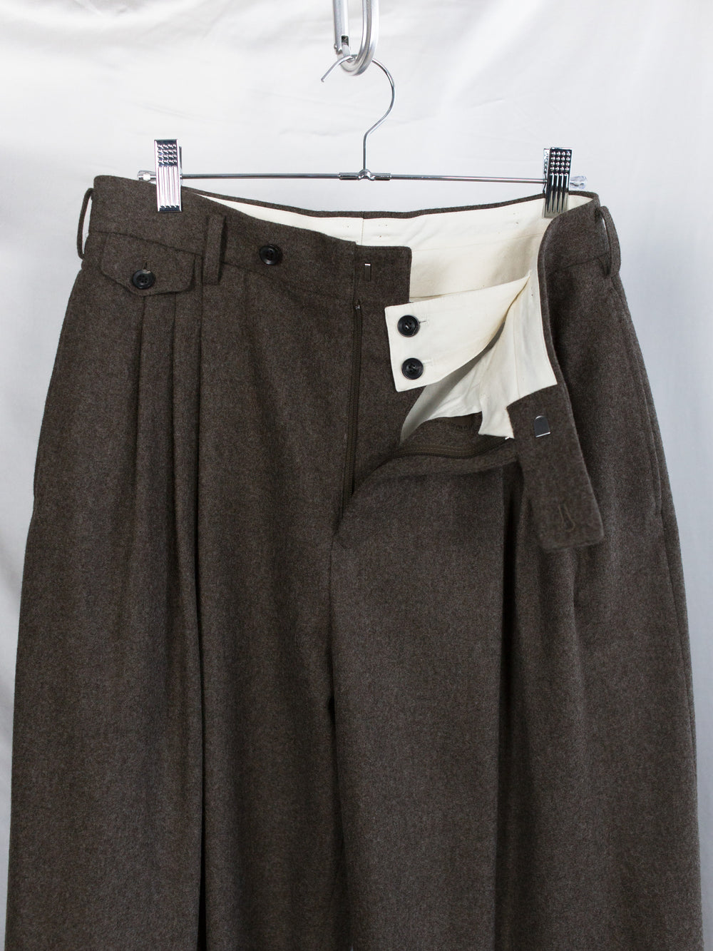 Soshiotsuki AW25 Triple Pleated Trousers