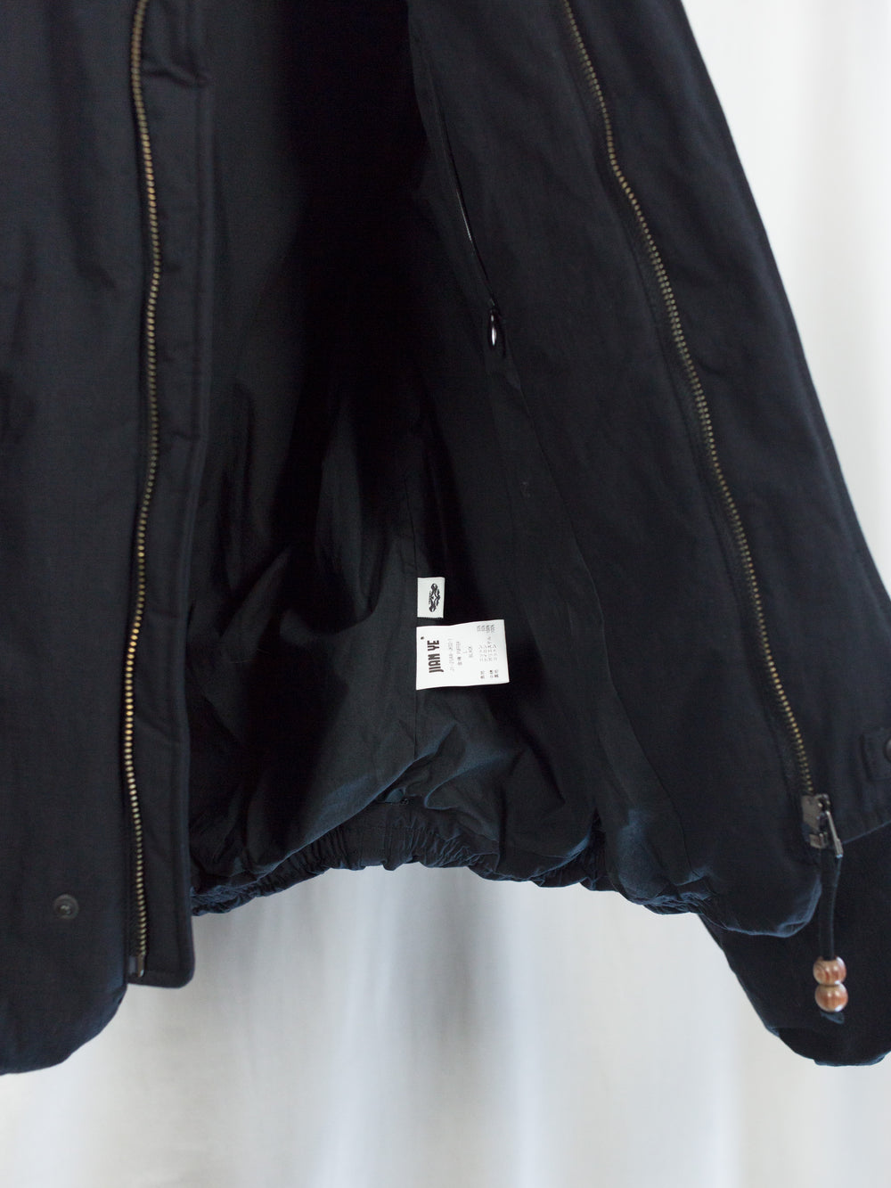 Jian Ye AW25 Puffer Jacket