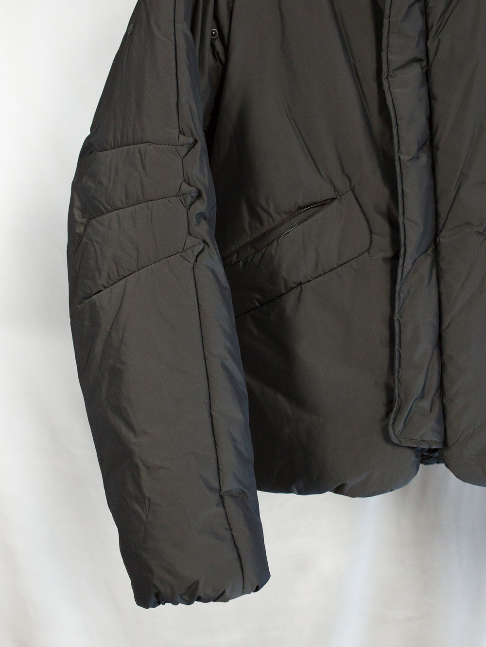 Jian Ye AW25 Puffer Jacket