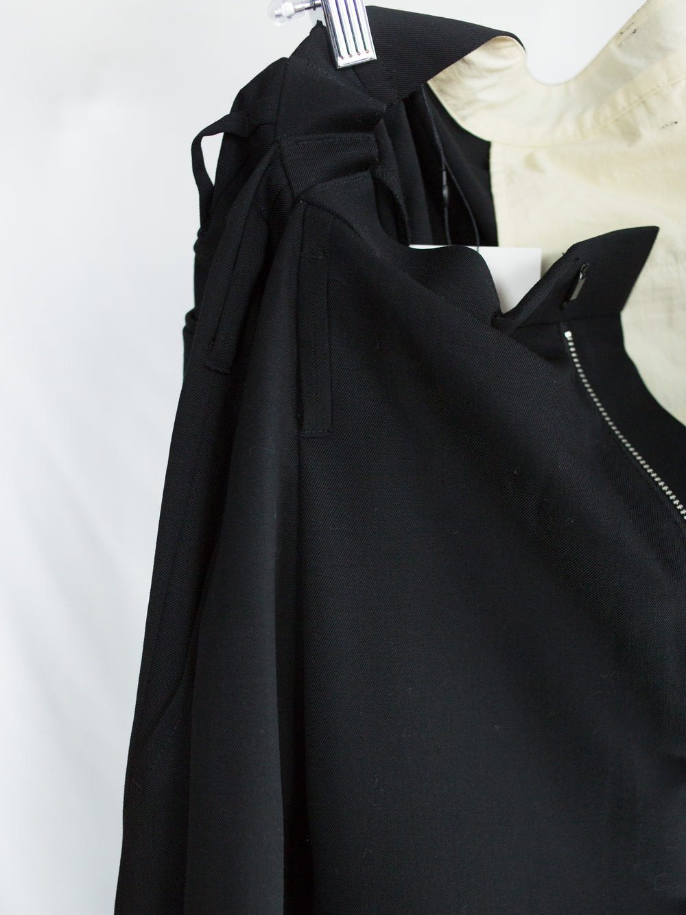 Les Six SS26 Kaos Pantaloon