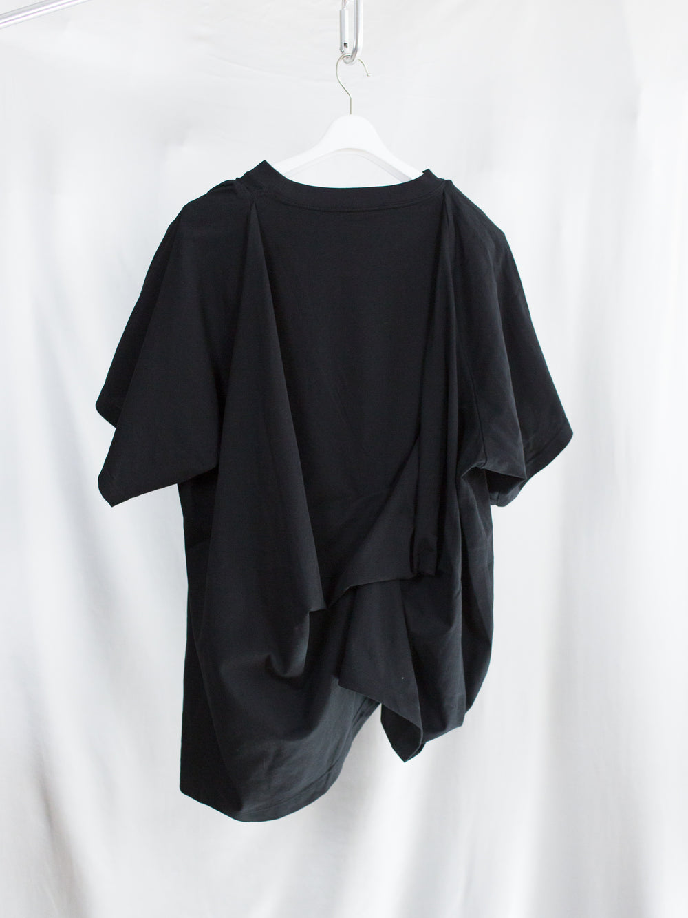Les Six SS26 Kaos Tape Tee