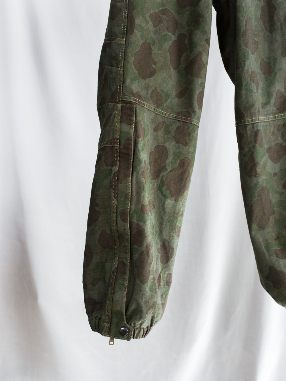 Les Six SS26 Hunter's Cargos