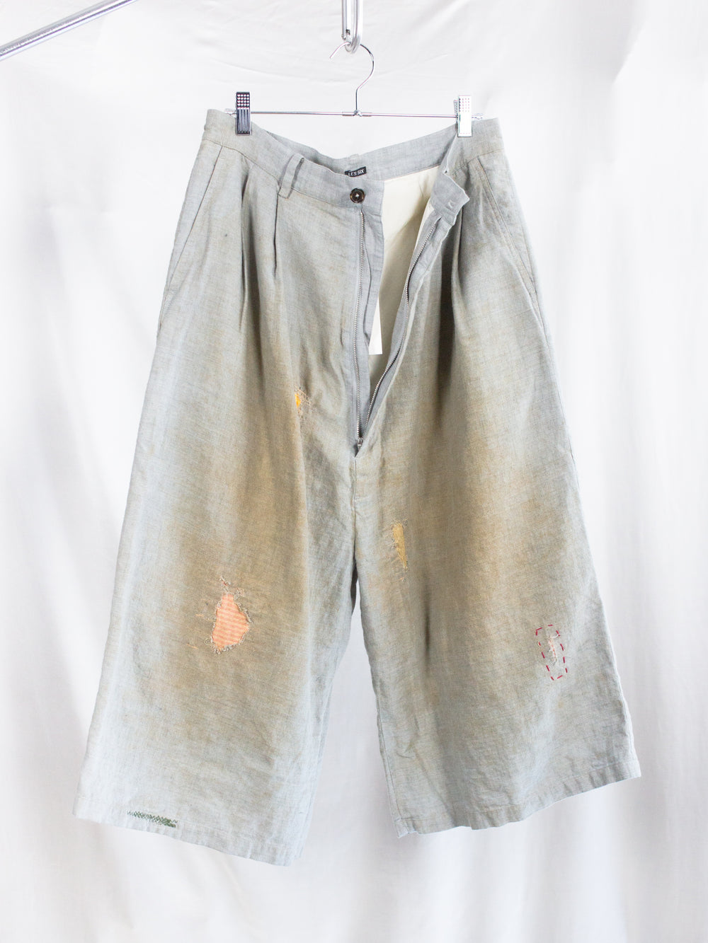 Les Six SS26 Destroyed Rebel's Shorts