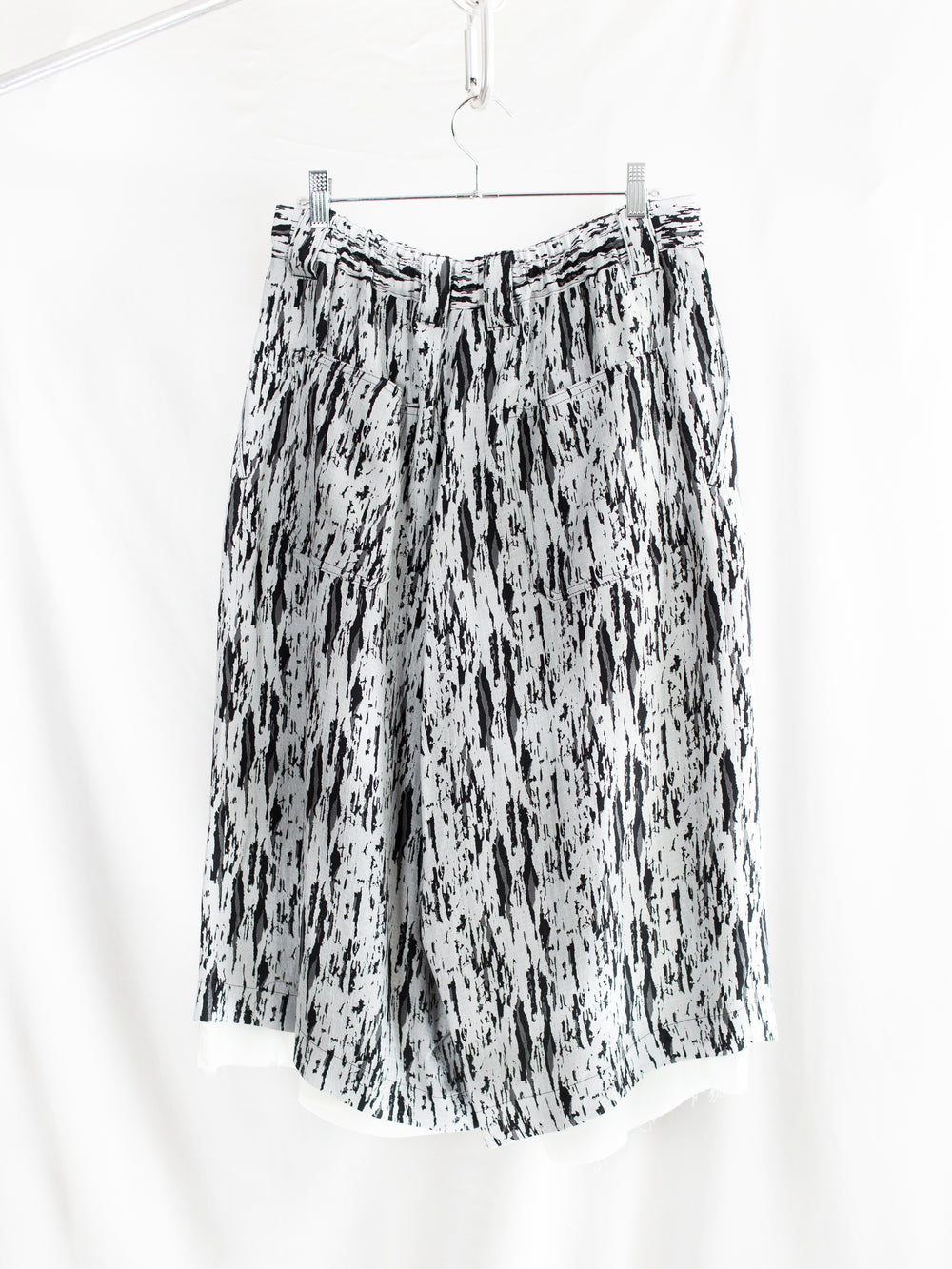 Sulvam SS26 Jacquard Easy Short
