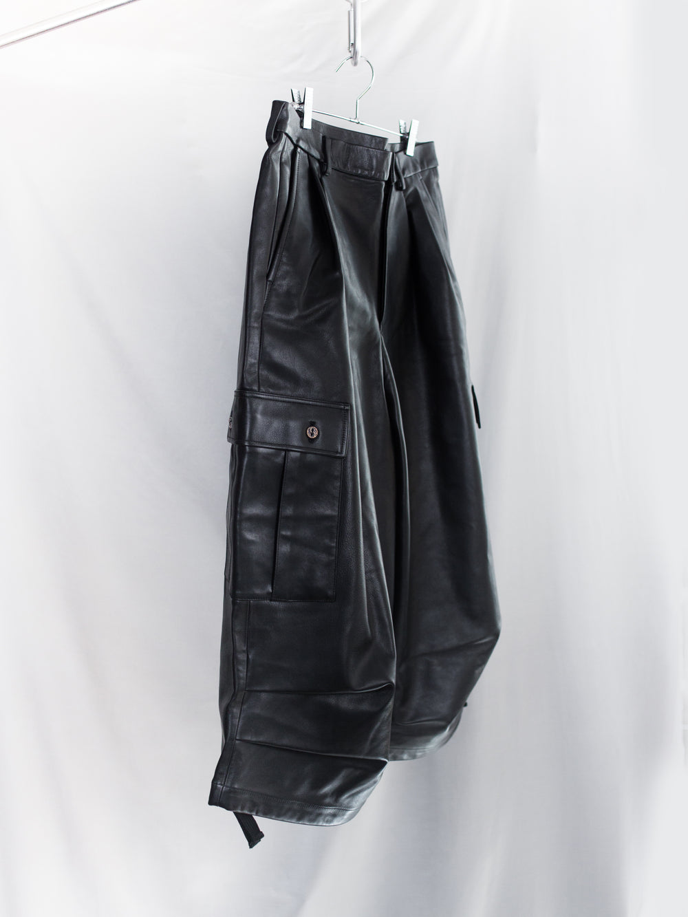 Les Six AW26 Leather Cargo Shorts