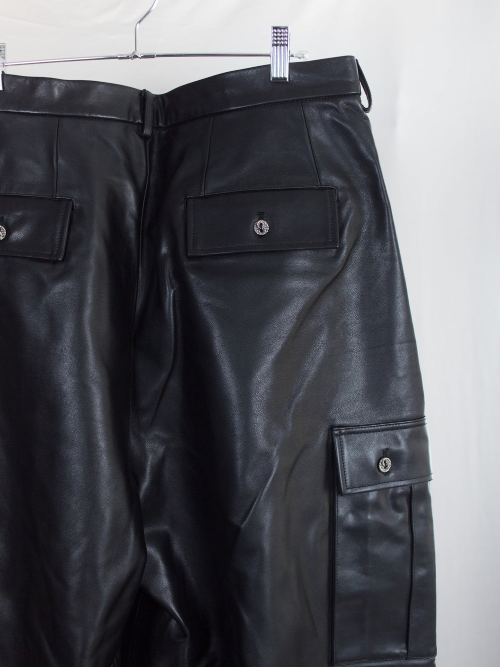 Les Six AW26 Leather Cargo Shorts