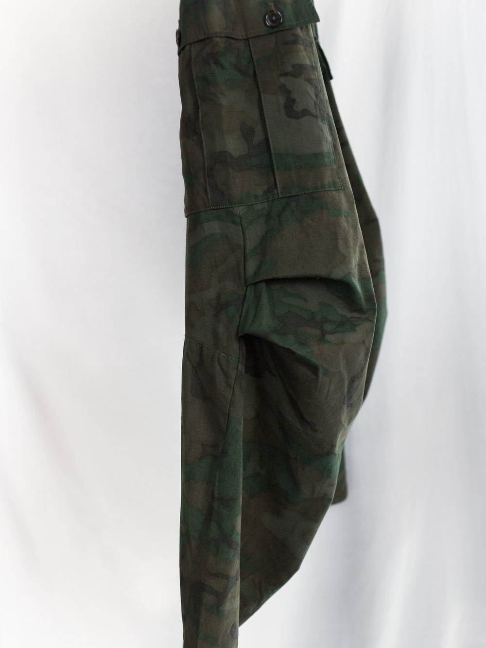 Les Six AW26 Low Crotch Camo Cargos