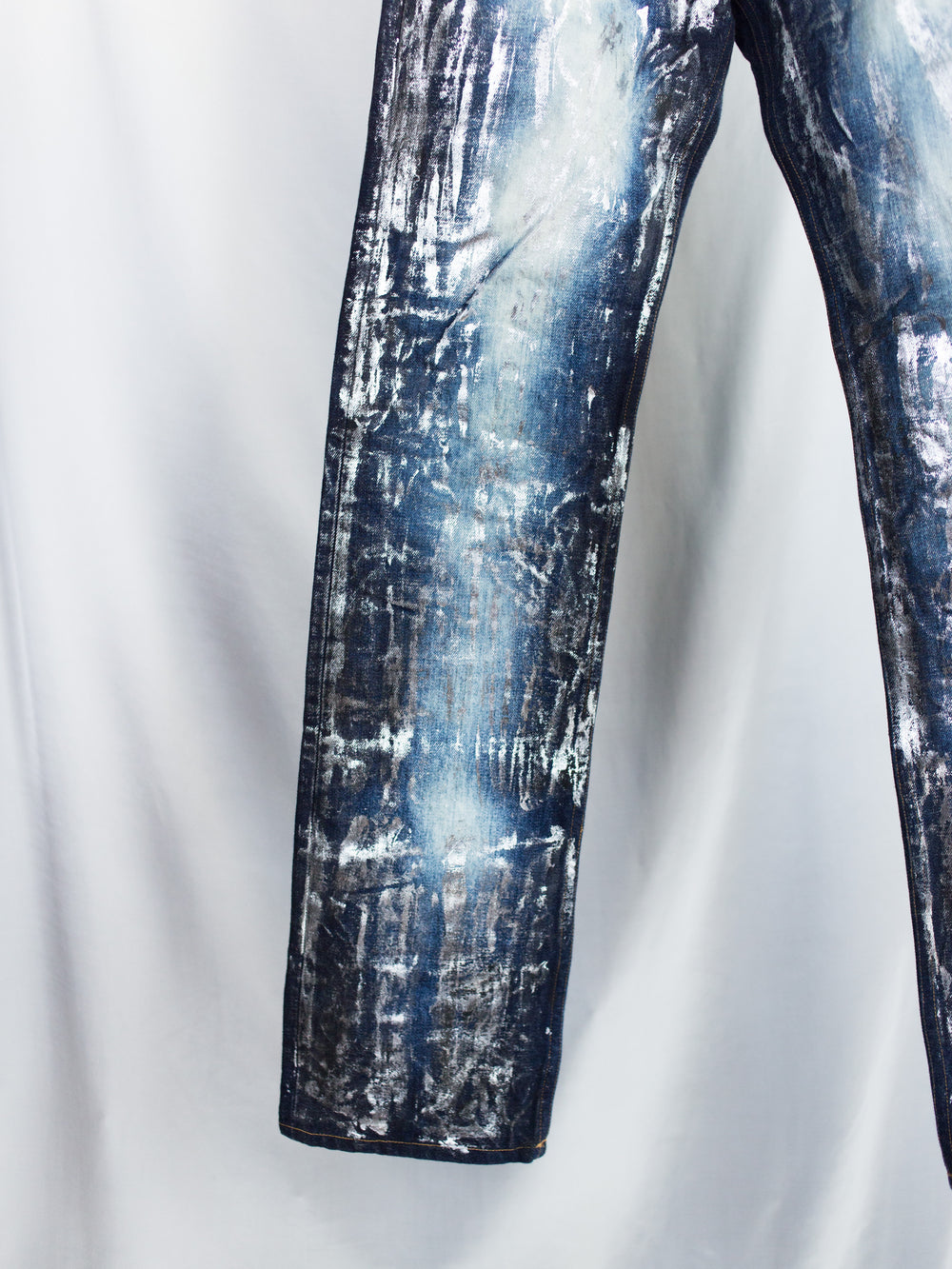 Les Six AW26 Foil Slim Jeans