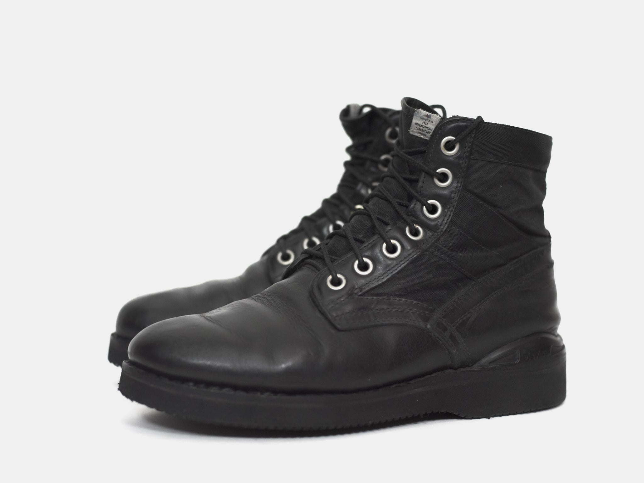 Visvim 7 Hole 73-Folk Black Overdye Boots – HUIBEN