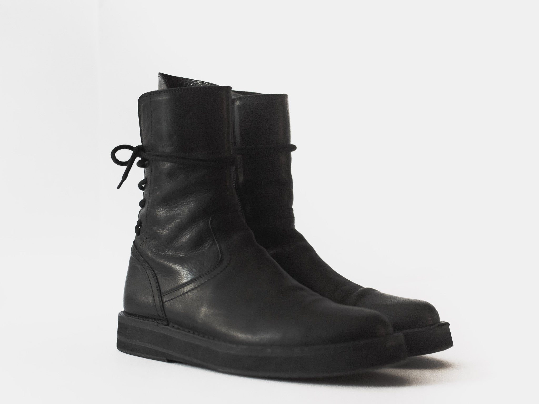 Ann Demeulemeester Back Lace Corset Vitello Boots – HUIBEN