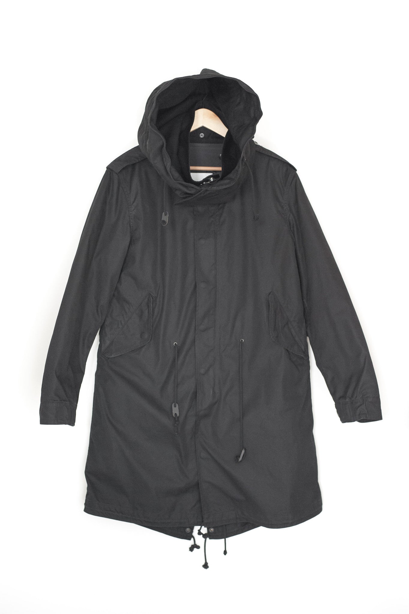 Attachment AW12 Funnel Hood Fishtail Parka – HUIBEN