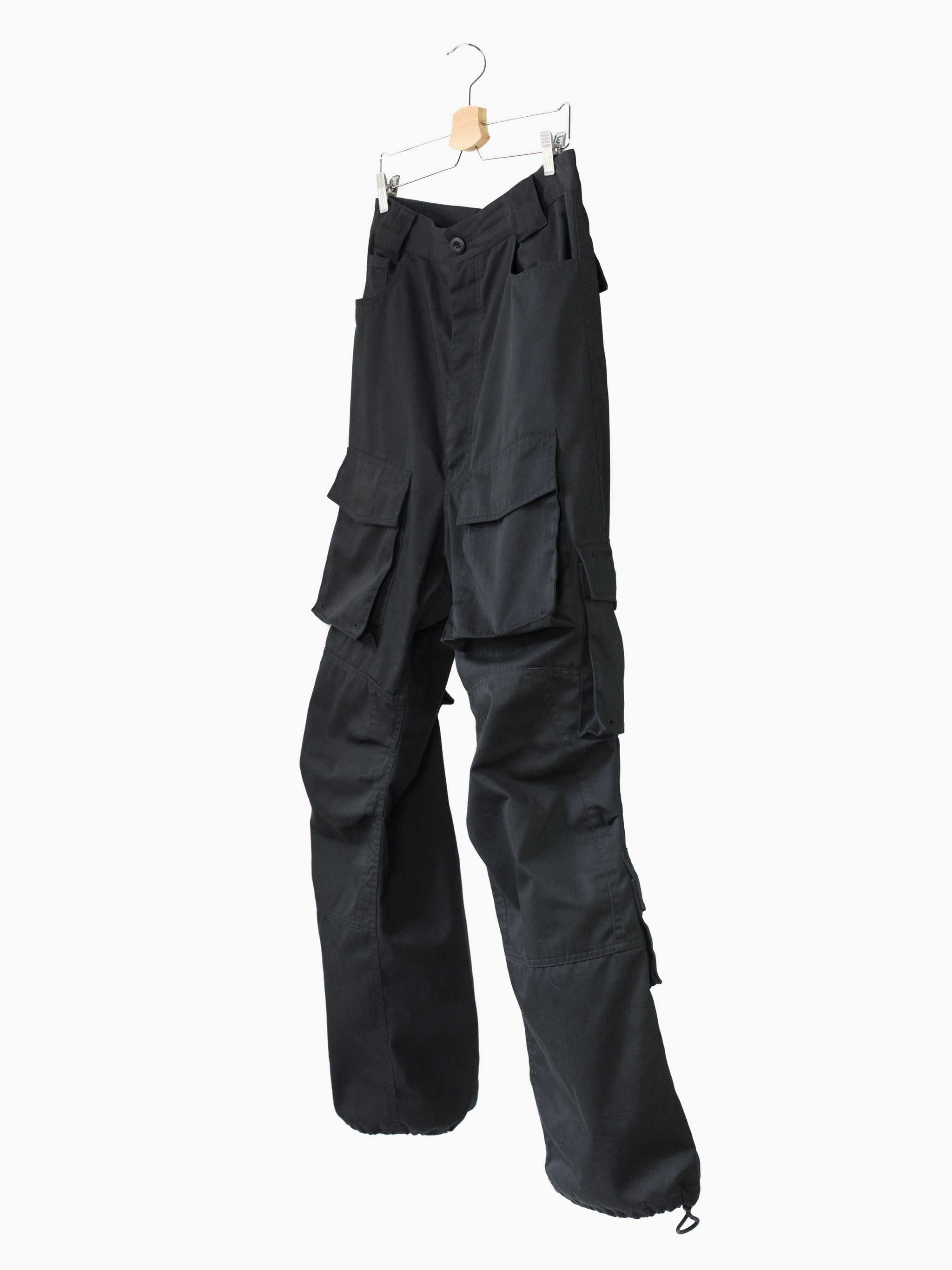 Men's Large Cargo Pants in Black