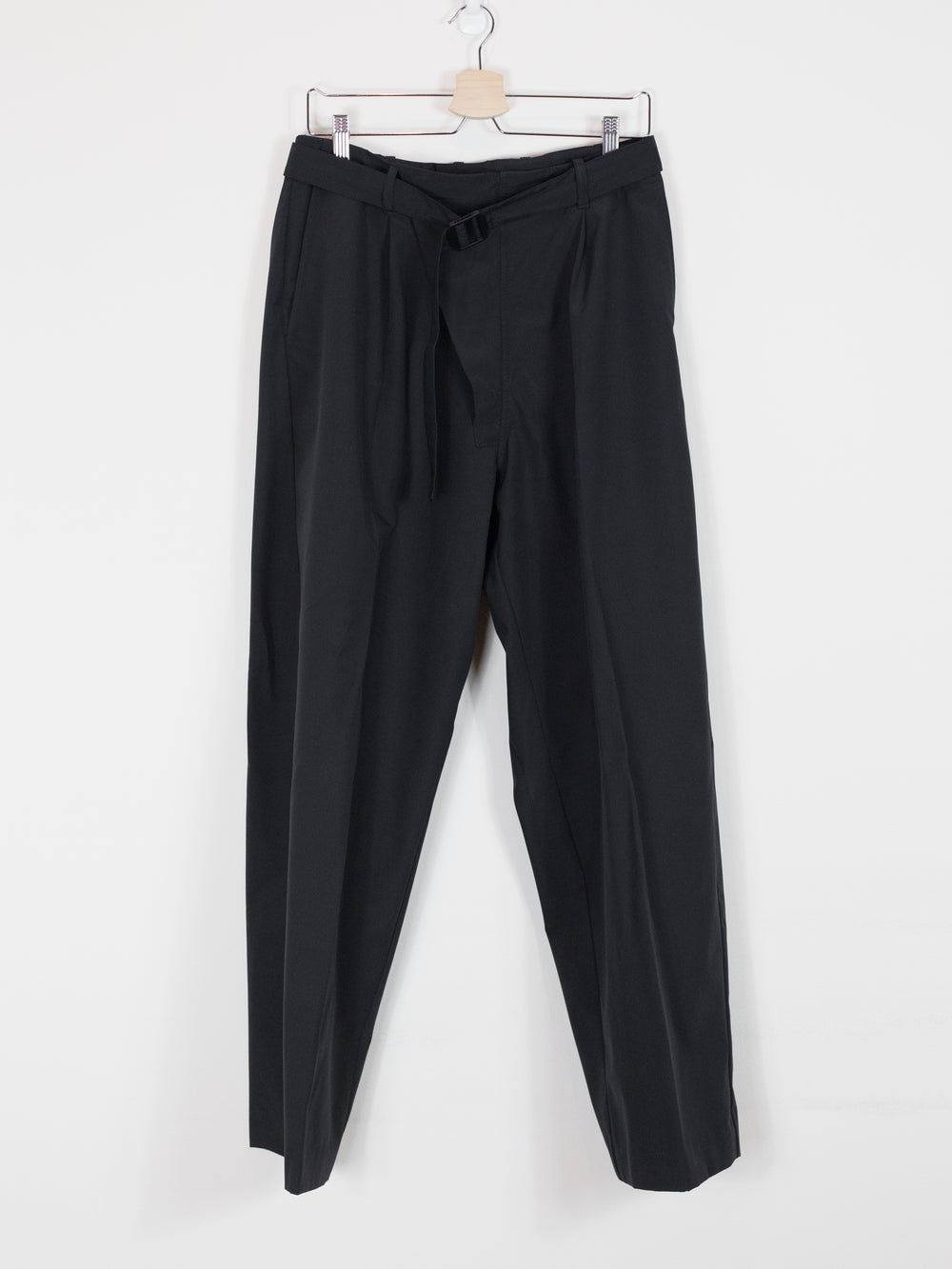 Mackintosh 0001 AW17 Pleated Wide-Leg Shell Trousers